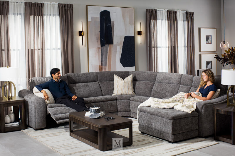 Carlibrie Lift-Top Coffee Table image number 3