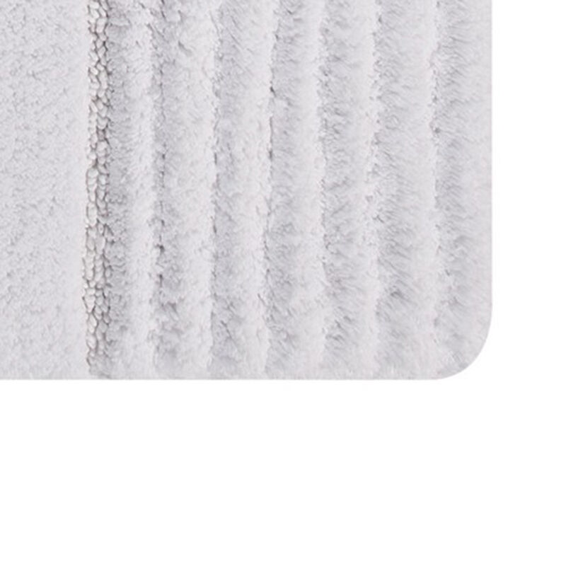 Knightsbridge Chakkar Board 220 GSF Non Skid Back Bath Rug 21 x 34 - Aqua