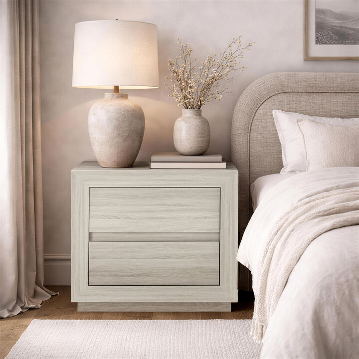Soren 26" 2-Drawer Nightstand in Oak