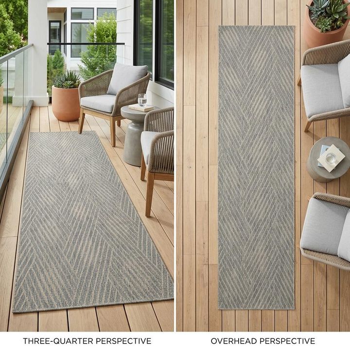HomeRoots Geometric Stain Resistant Indoor Outdoor Area Rug