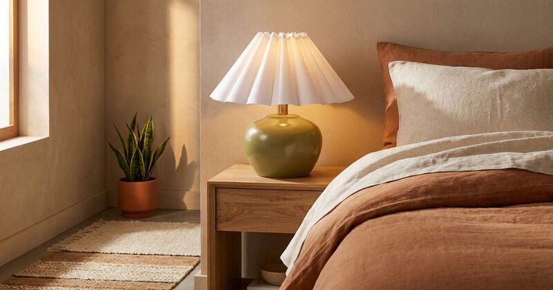 Harlow Table Lamp image number 1