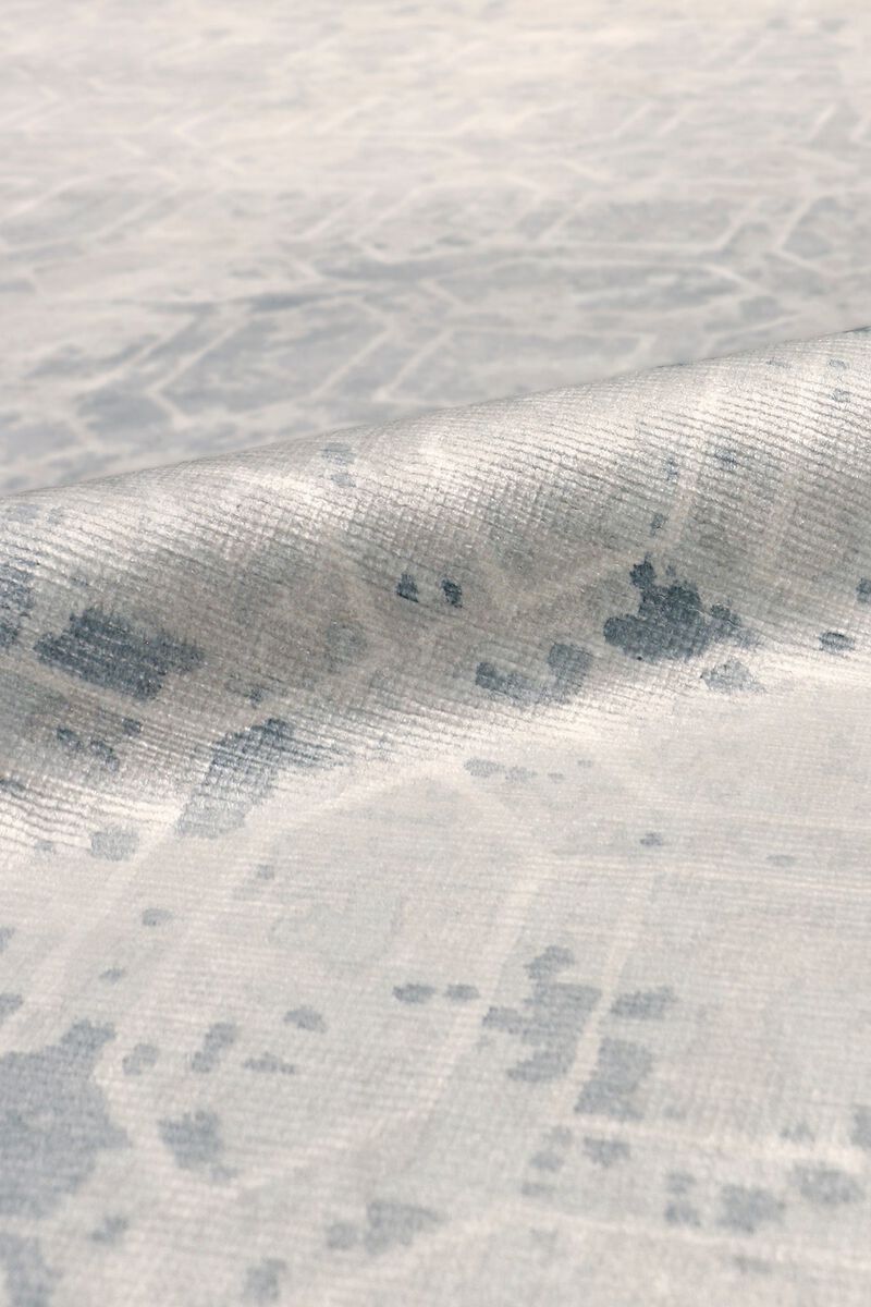 Pasargad Home Beverly Hand-Loomed Grey Silk Rug image number 3