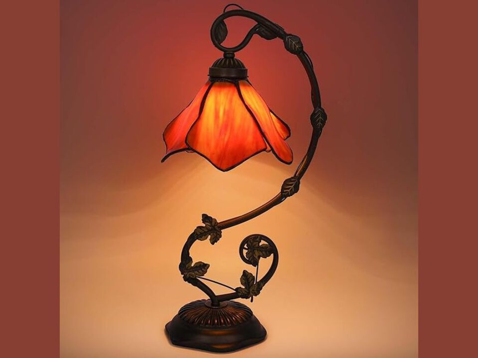 Stained Glass Table Lamp Flower Design Metal Leaf Base 3 Color Bedside Light