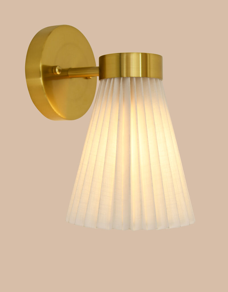 Beacon Lighting Amore 1-Light Wall Sconce with Pleated Linen Shade Modern Wall Light image number 6