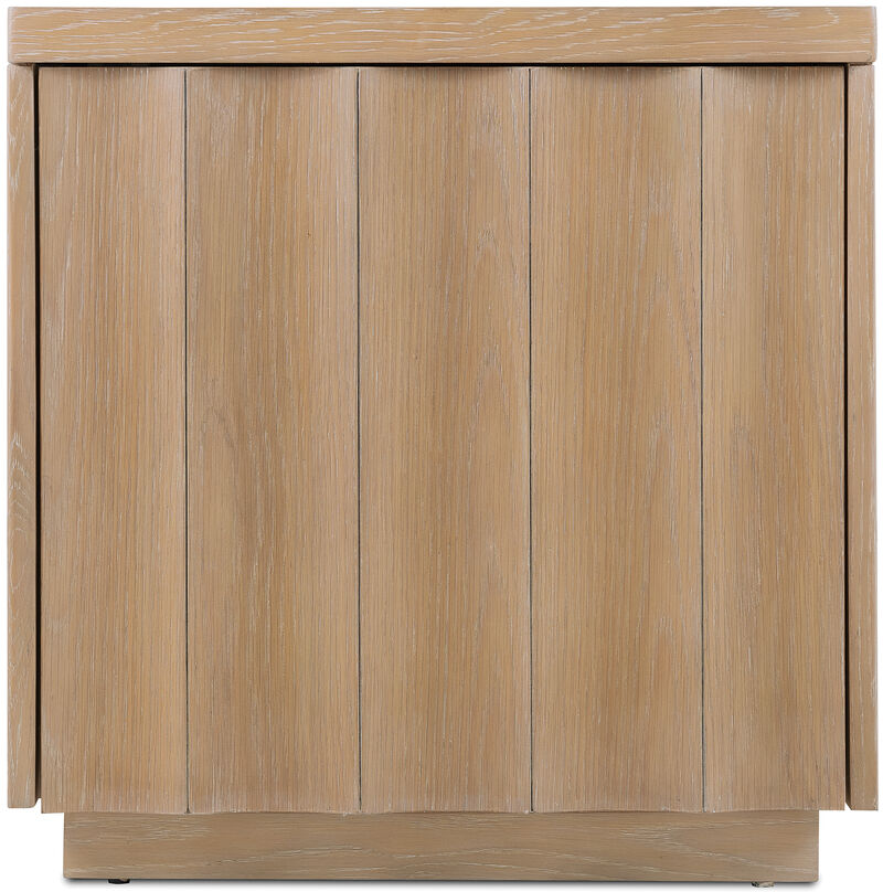 Commerce and Market Willow End Table image number 3