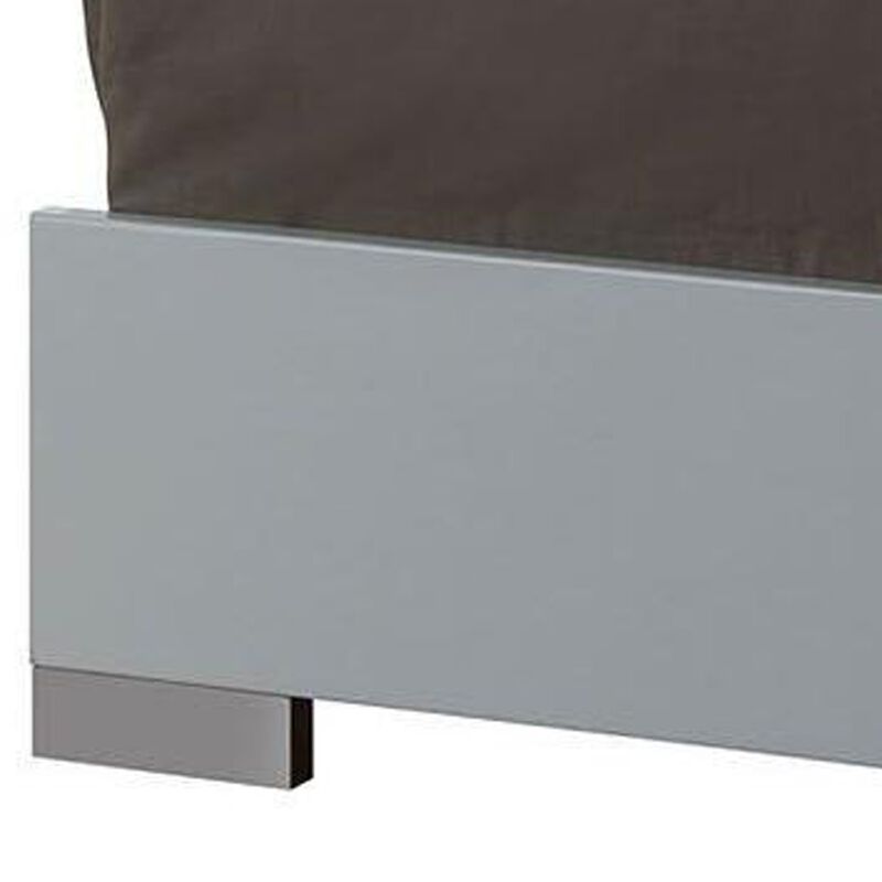 Queen Bedroom Set in White & Black Wood &ndash; 3 Piece Set with 2 Nightstands image number 4