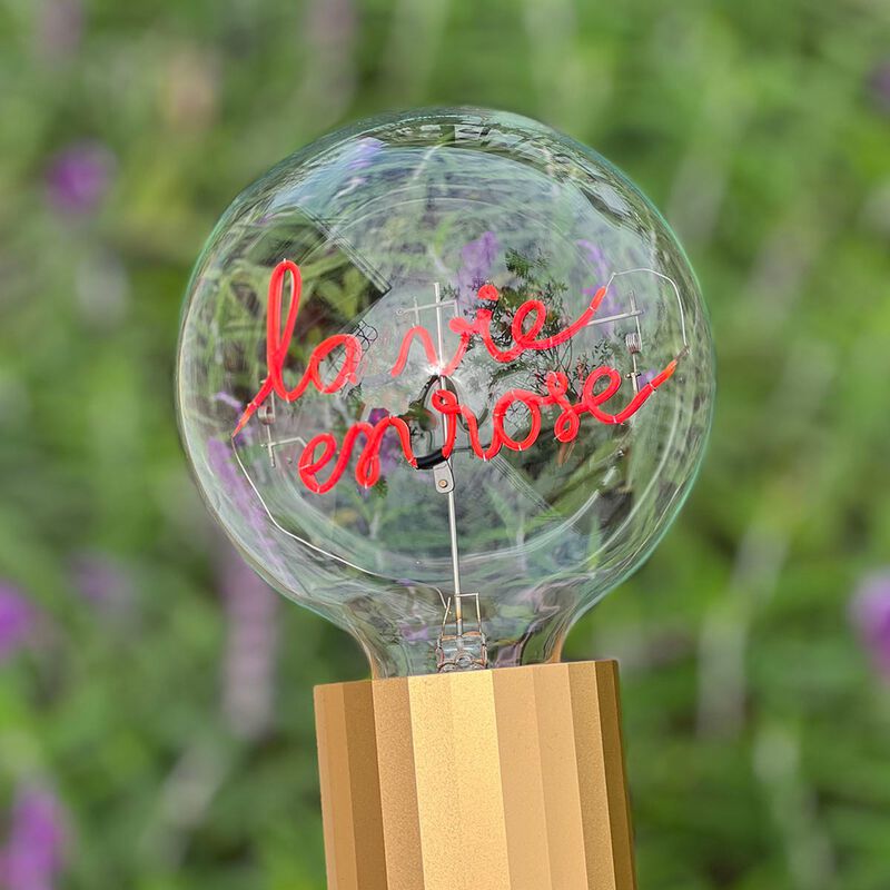 Bulb LA VIE EN ROSE Red with Base Table Lamp PORTABLE Pop image number 3