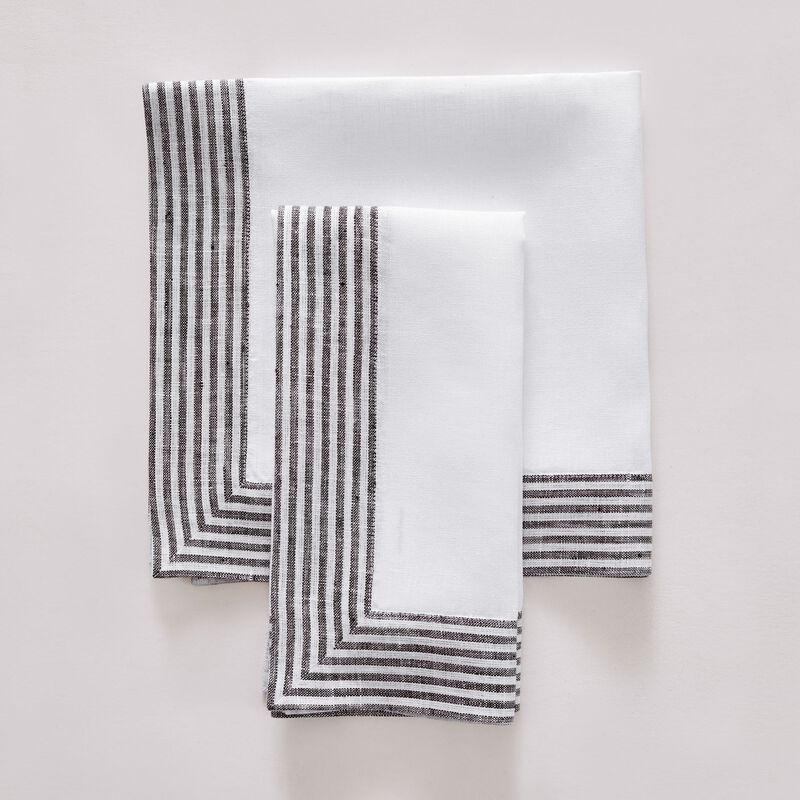 Solino Home Lucca 100% Linen Dinner Napkins &ndash; Set of 4, 20 x 20 in, Machine Washable, Holiday and Everyday Dining