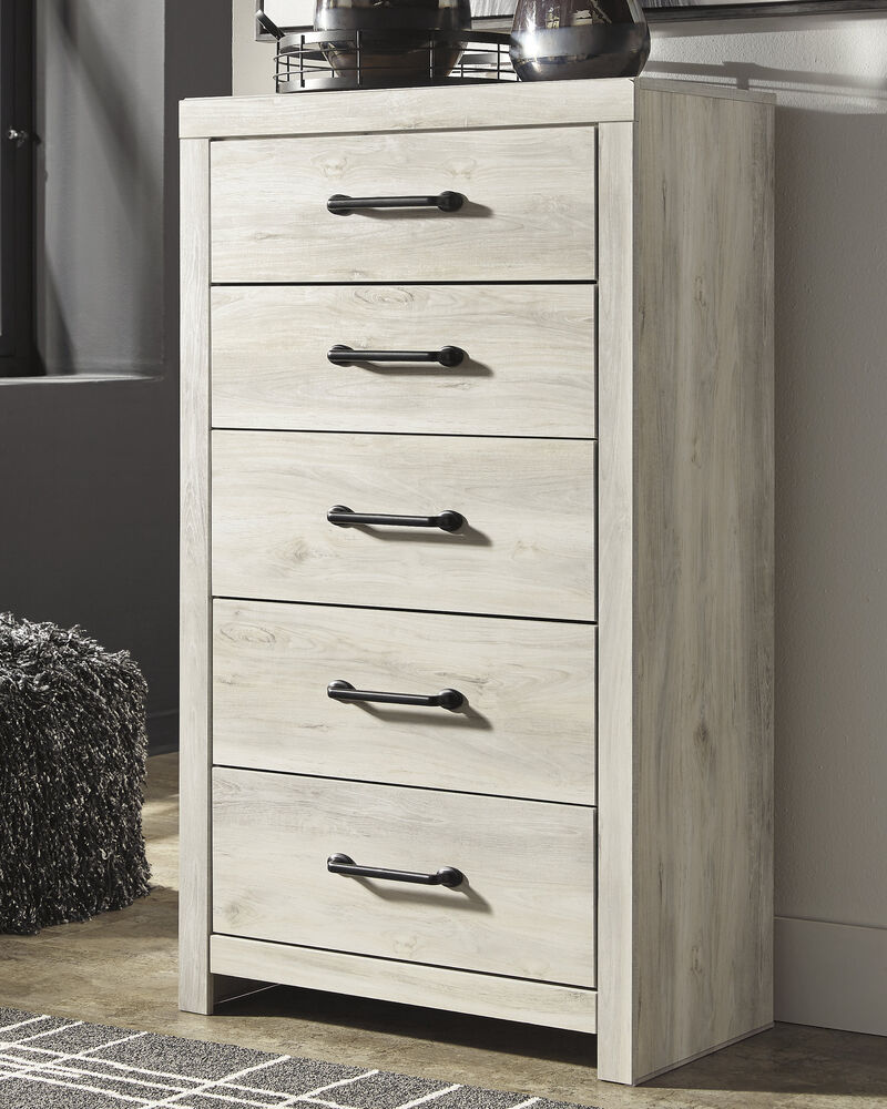 Cambeck Chest of Drawers image number 1