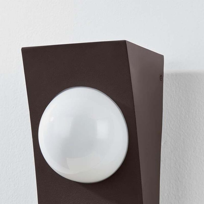 Victor Exterior Wall Sconce image number 1