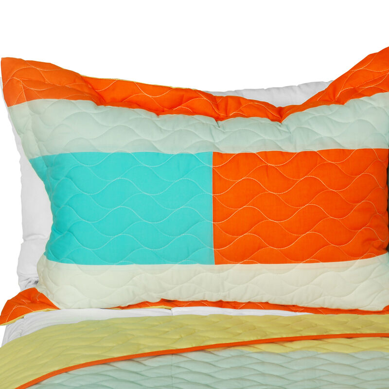 Luxury Vermicelli Quilted Reversible Quilt Set, Soft Durable 3 Piece Bedding-Blue image number 4