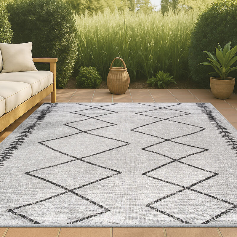 Derya Tribal Diamond Trellis Indoor/Outdoor Area Rug