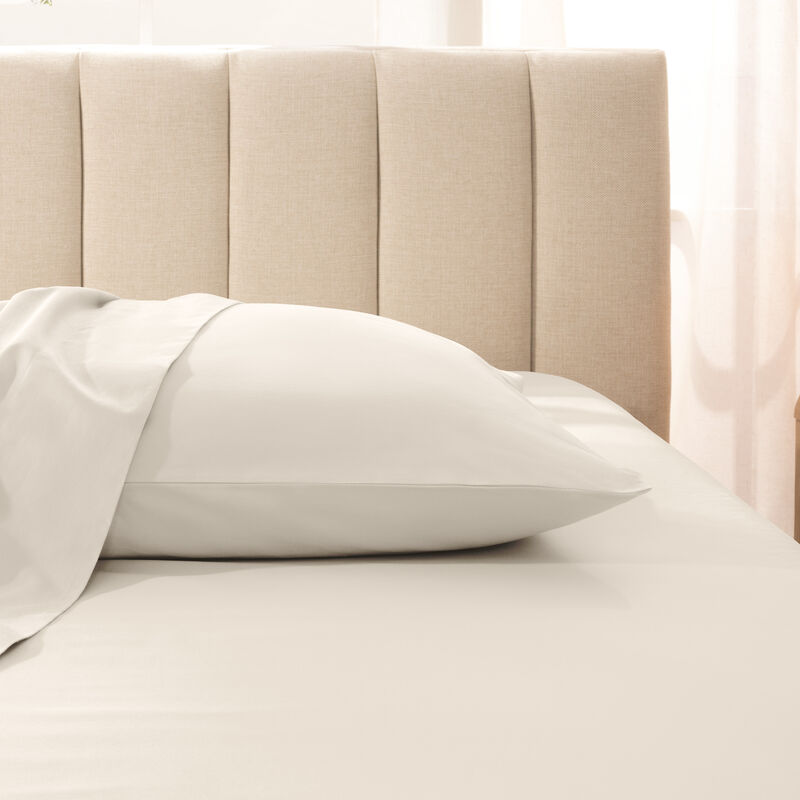 400 Thread Count Organic Cotton Sateen Pillowcase Set image number 1