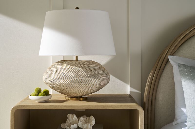 Kazan Large Plaster White Rattan Table Lamp image number 1