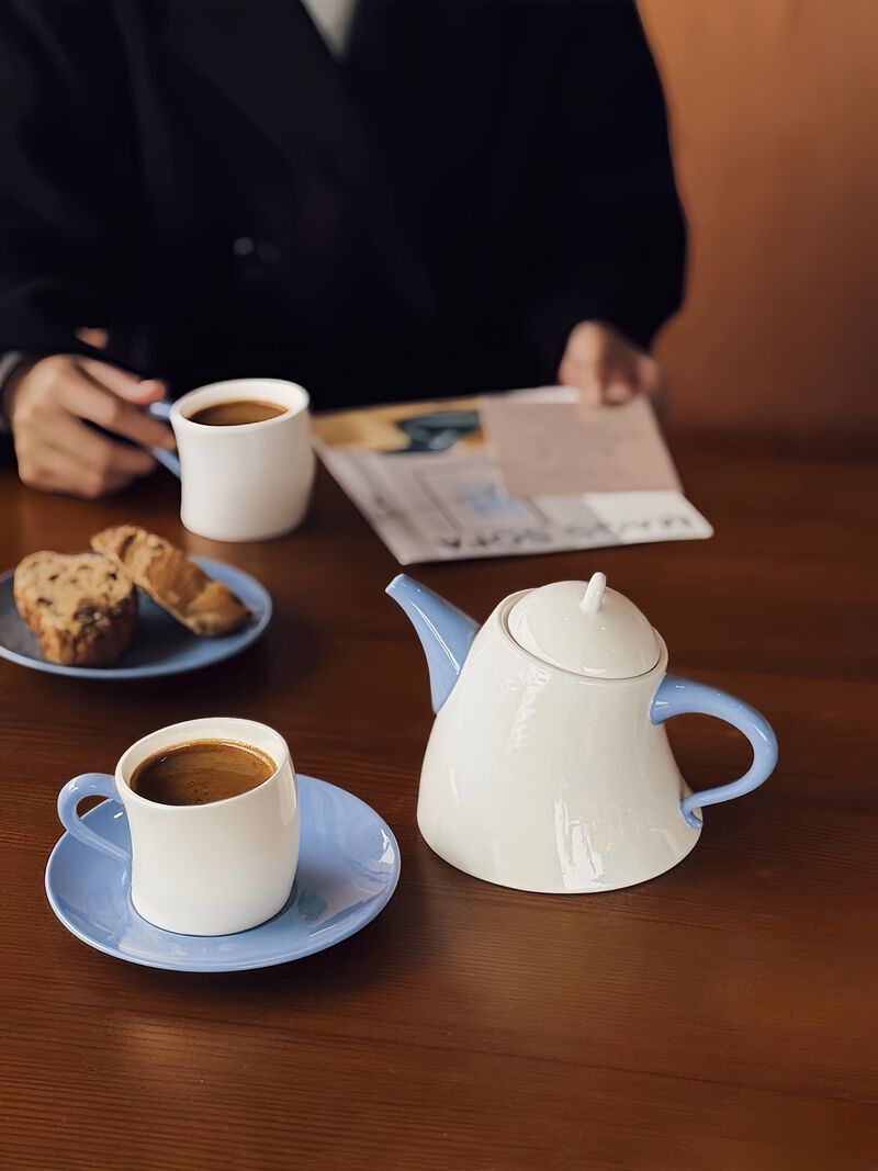 Postmodern Wiggle Ceramic Tea Set of 5 with 1 Teapot 2 Mugs & 2 Saucers image number 1