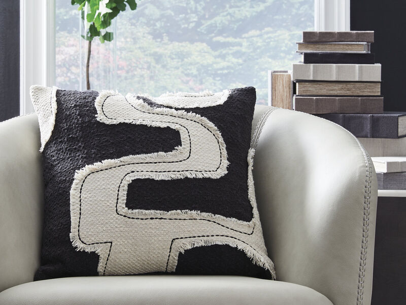 Veerbank Pillow (Set of 4) image number 1