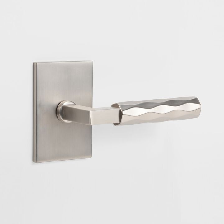 Hailey Modern Hall/Closet Interior Door Handle with Rectangular Rosette and Concealed Screws (Passage)