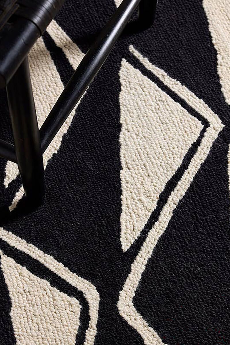 Vera Movran Turtledove 8'6" x 11'6" Rug by Nikki Chu x Jaipur Living image number 6