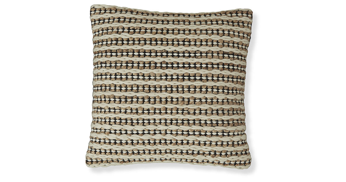 Nealington Pillow (Set of 4)