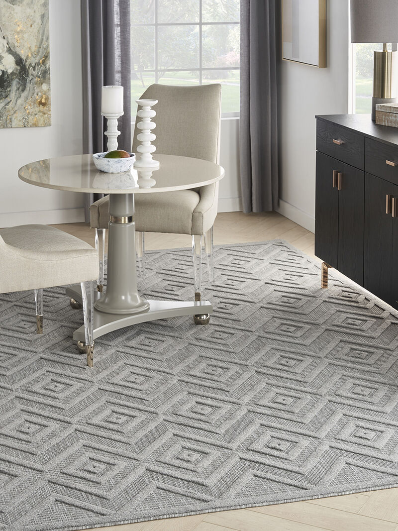 Versatile NRV01 Silver/Gray 8' x 10' Rug