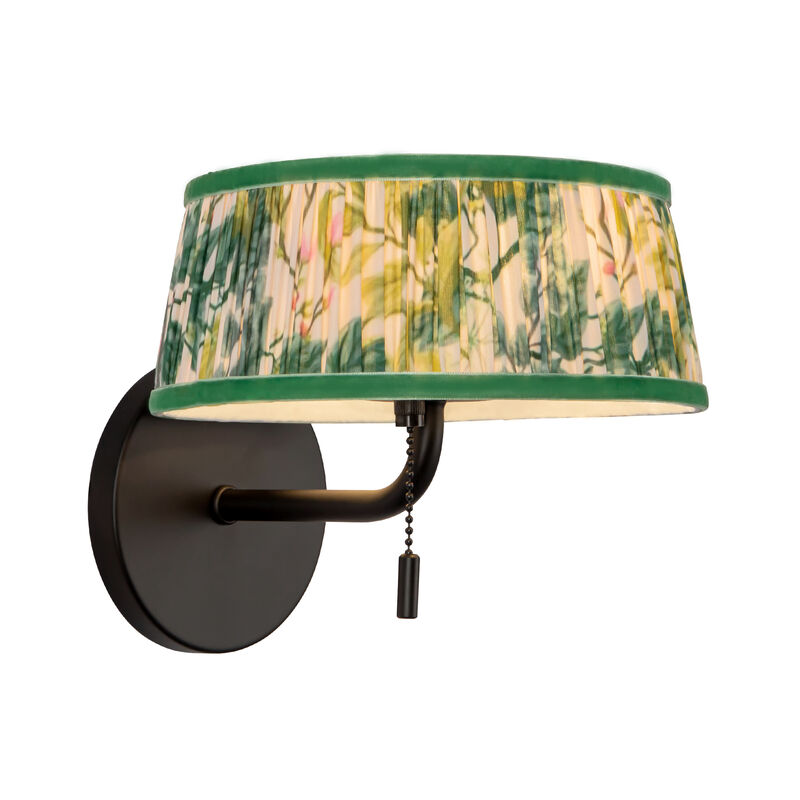 Scout 7-in Damp-Rated Wall/Vanity Light with Patterned Pleated Linen Shade image number 0
