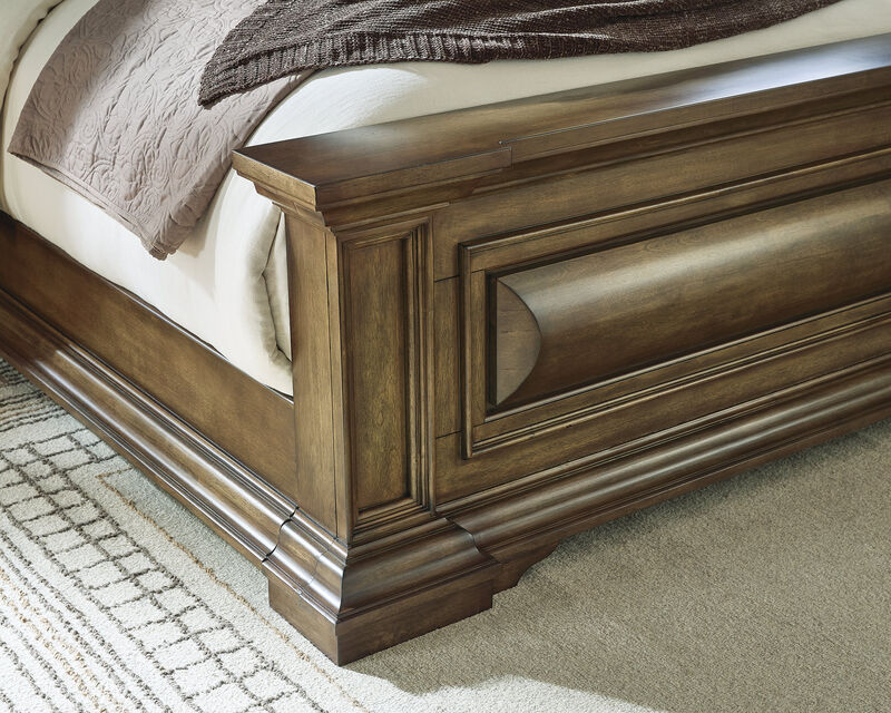 Channley King Panel Bed image number 3