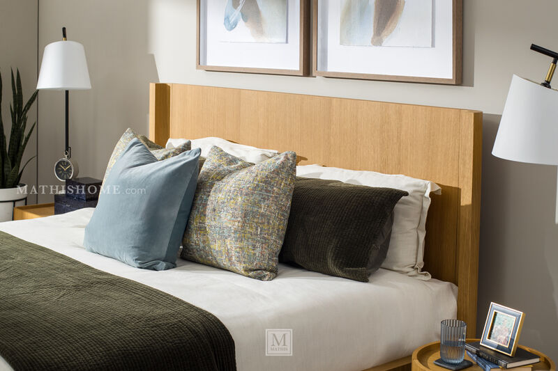 Nomad 3-Piece Queen Bedroom Suite in Light Oak