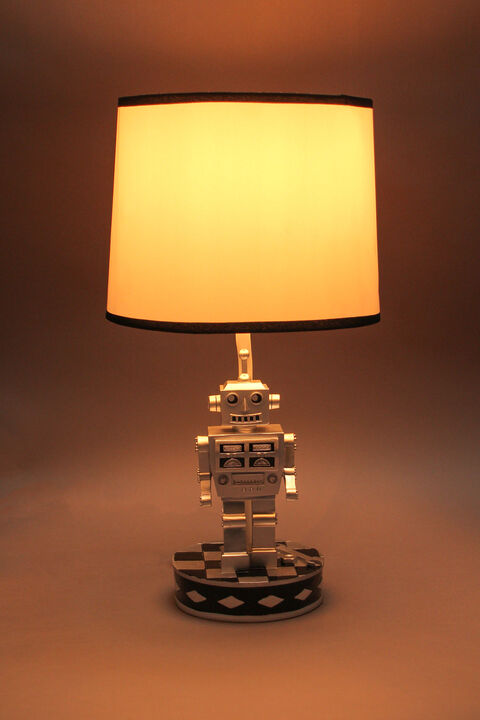 Retro 1960's Style Square Head Robot Sci-Fi Design Table Lamp With Shade