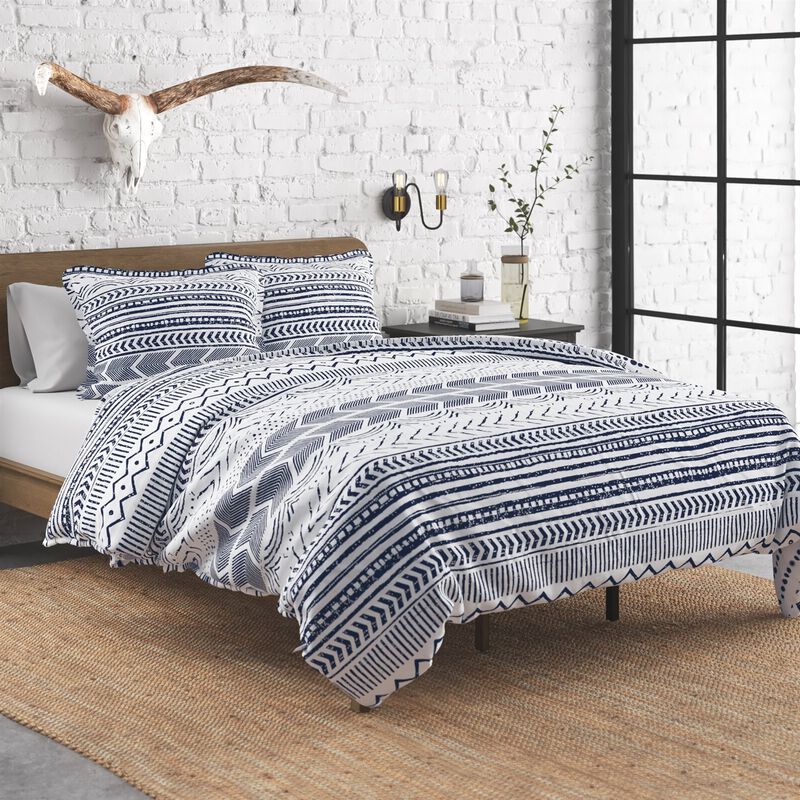 Scandinavian Cotton Comforter Set with Reversible Design &ndash; 3 Pieces
