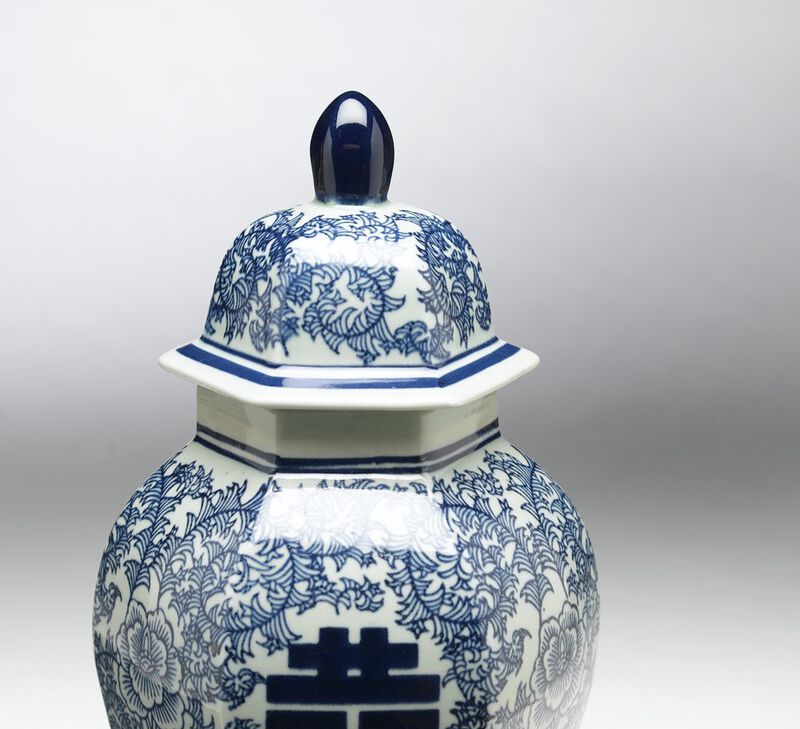 AA Importing 59741 Antiqued Pale Green And Blue Ginger Jar With Lid image number 2