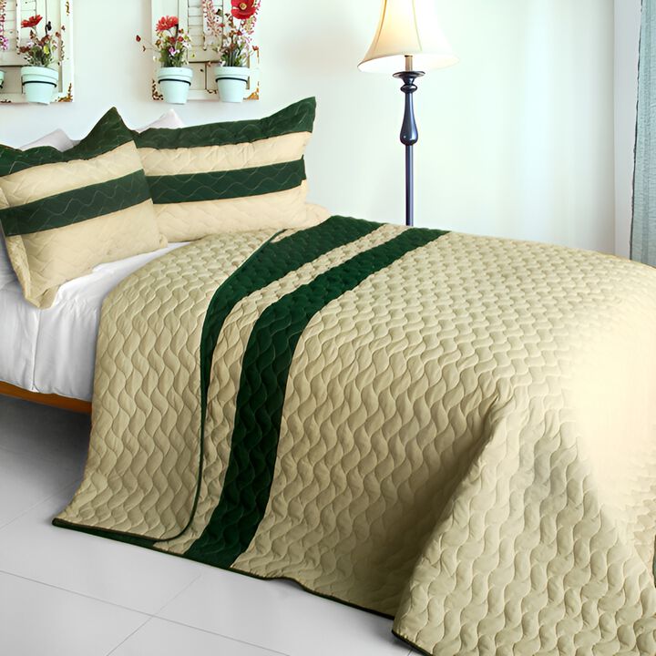 3-Piece Quilted Patchwork Quilt Set Lightweight All-Season Bedding