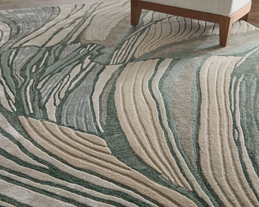 Maridian 8A74F Green/Beige 5' x 8' Rug