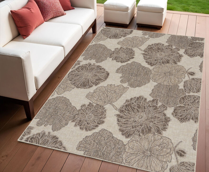 HomeRoots Floral Indoor Outdoor Area Rug