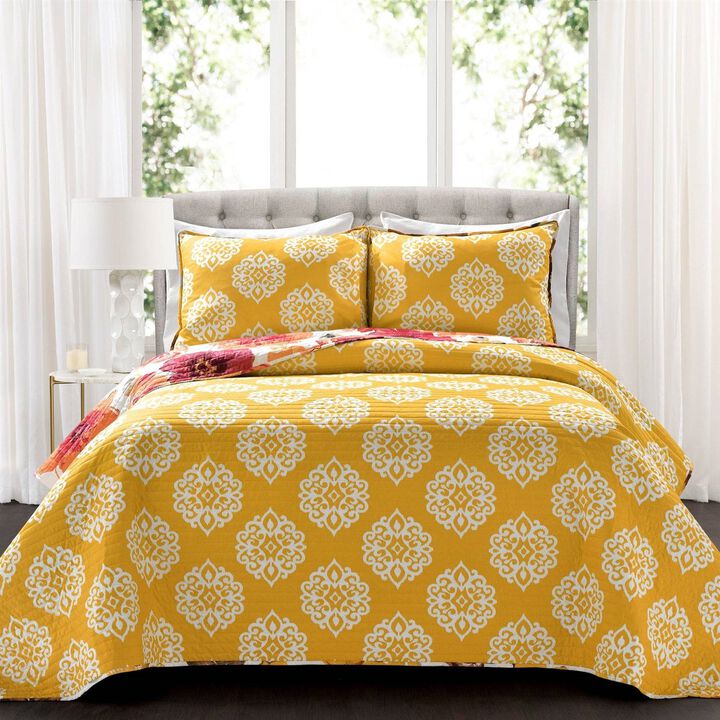 Soft Flowers Quilt Set Lightweight Microfiber Bedding for Comfortable Sleep