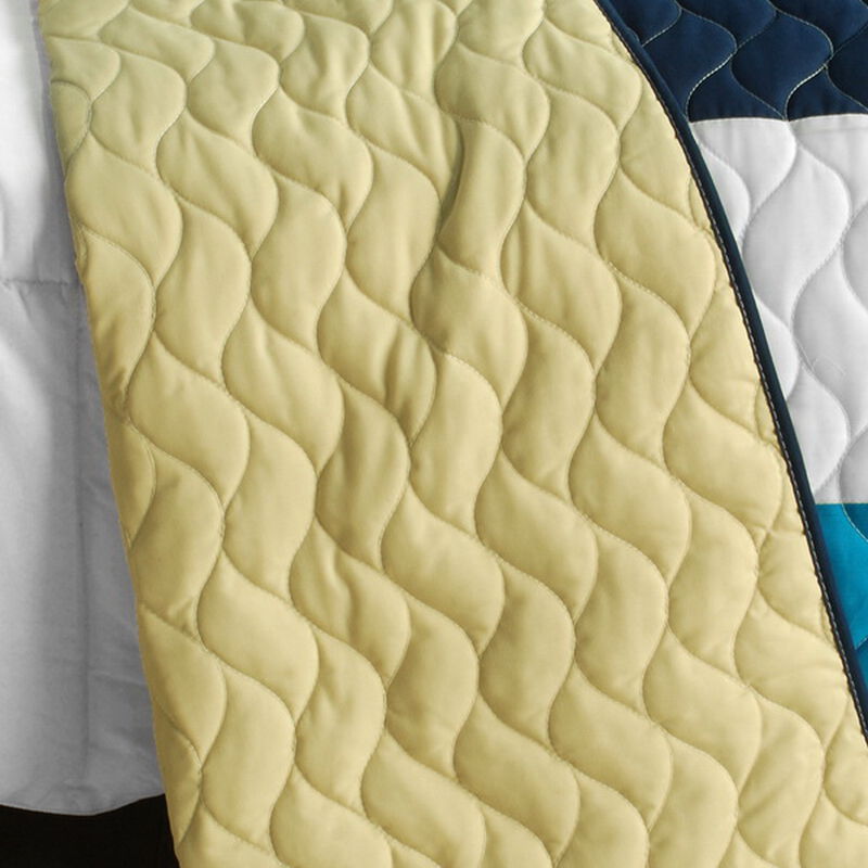 Sea Center Patchwork Quilt Set 3 Piece Queen Size with Vermicelli Quilting-Blue image number 3