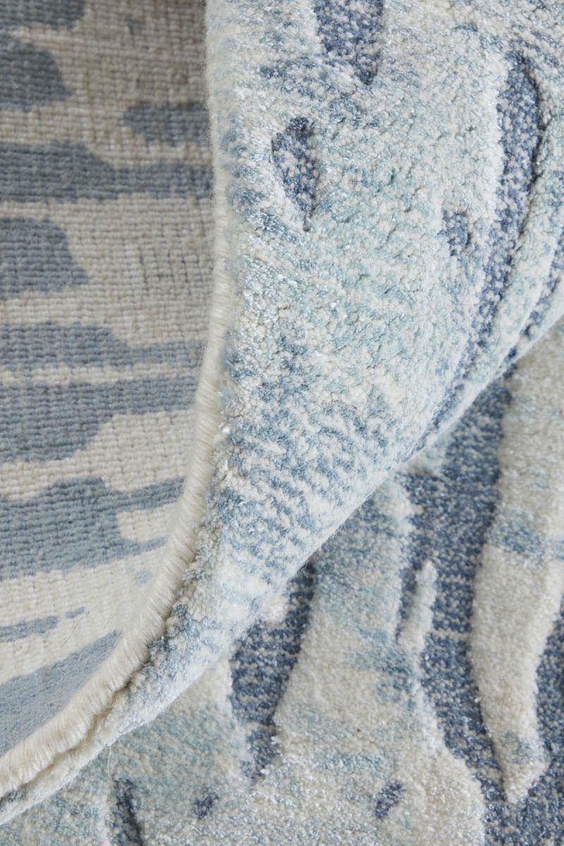 Braden 8A49F Blue/Ivory 9' x 12' Rug image number 3