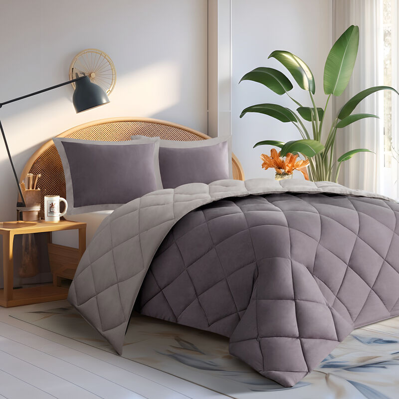 Gracie Mills Vicente Reversible Diamond Quilt Down Alternative Comforter Set with 3M Scotchgard Protection