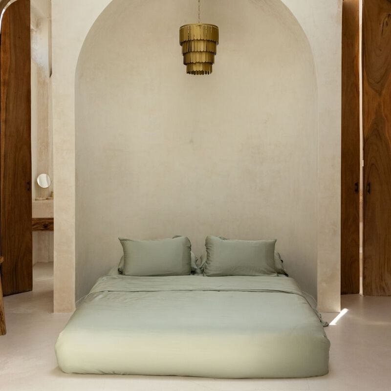 Organic Bamboo Sateen Duvet Cover Set image number 0