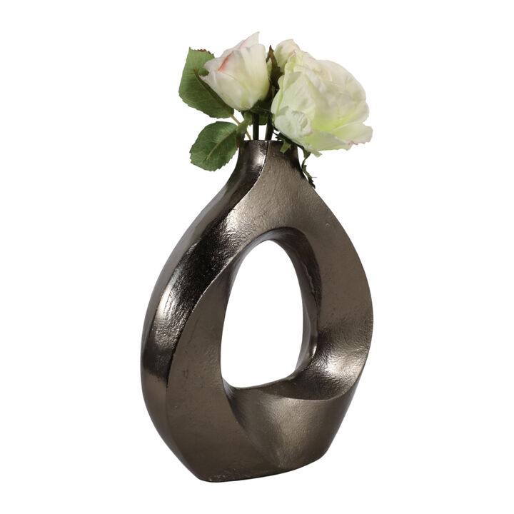 11x10 Cut-out Swirl Vase