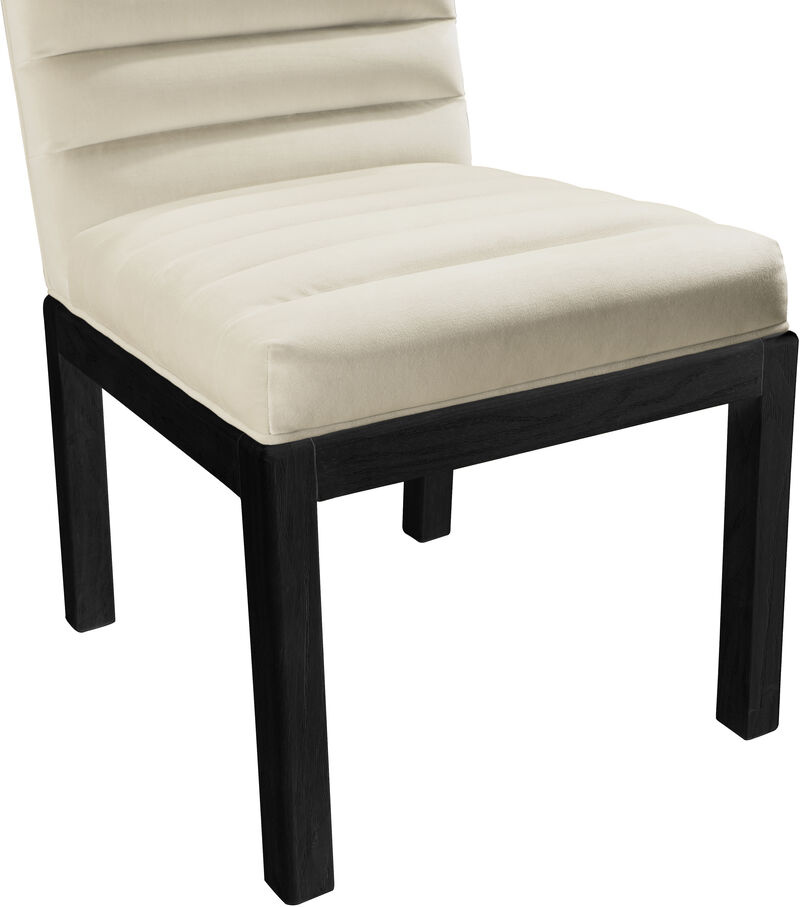 Meridian Furniture Evelyn Beige Velvet Dining Chair image number 5