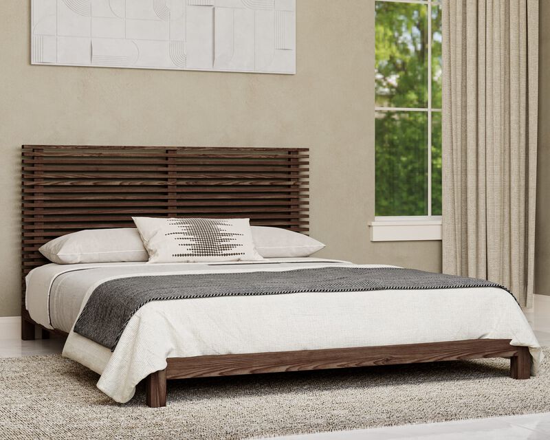 Tanner Full-size Solid Ash Platform Bed in Roux image number 1