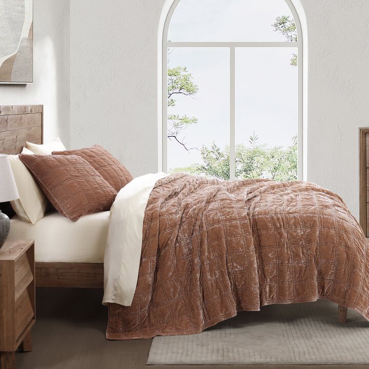 Stella Pintuck Rose King Quilt Set
