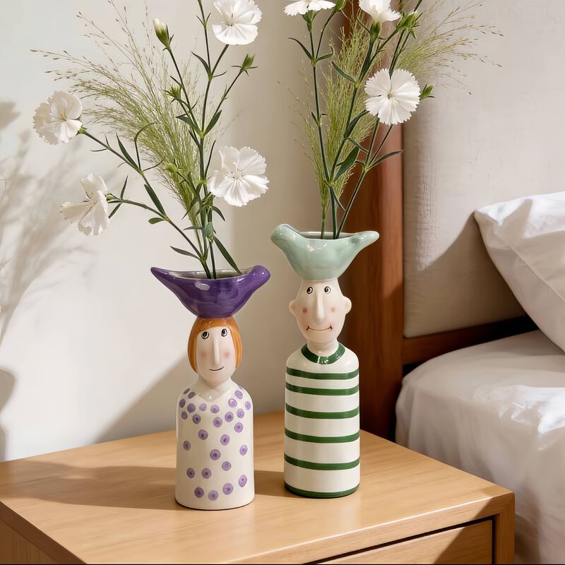 Couple Ceramic Flower Vase image number 2