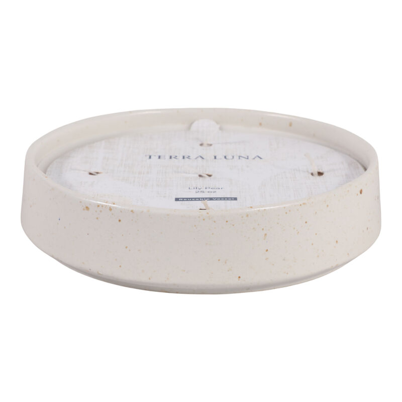 Adlerhaven Lily Pear Candle image number 0