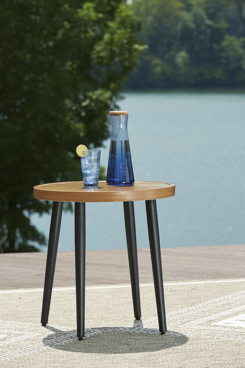 Horizon Hall Outdoor End Table image number 1
