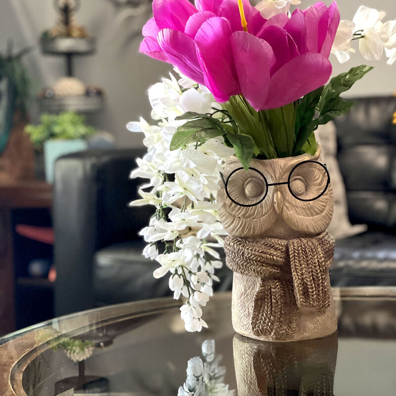 Bespectacled Owl Cement Vase 8.25" Gold Accents Knit Scarf Real Wire Glasses image number 7