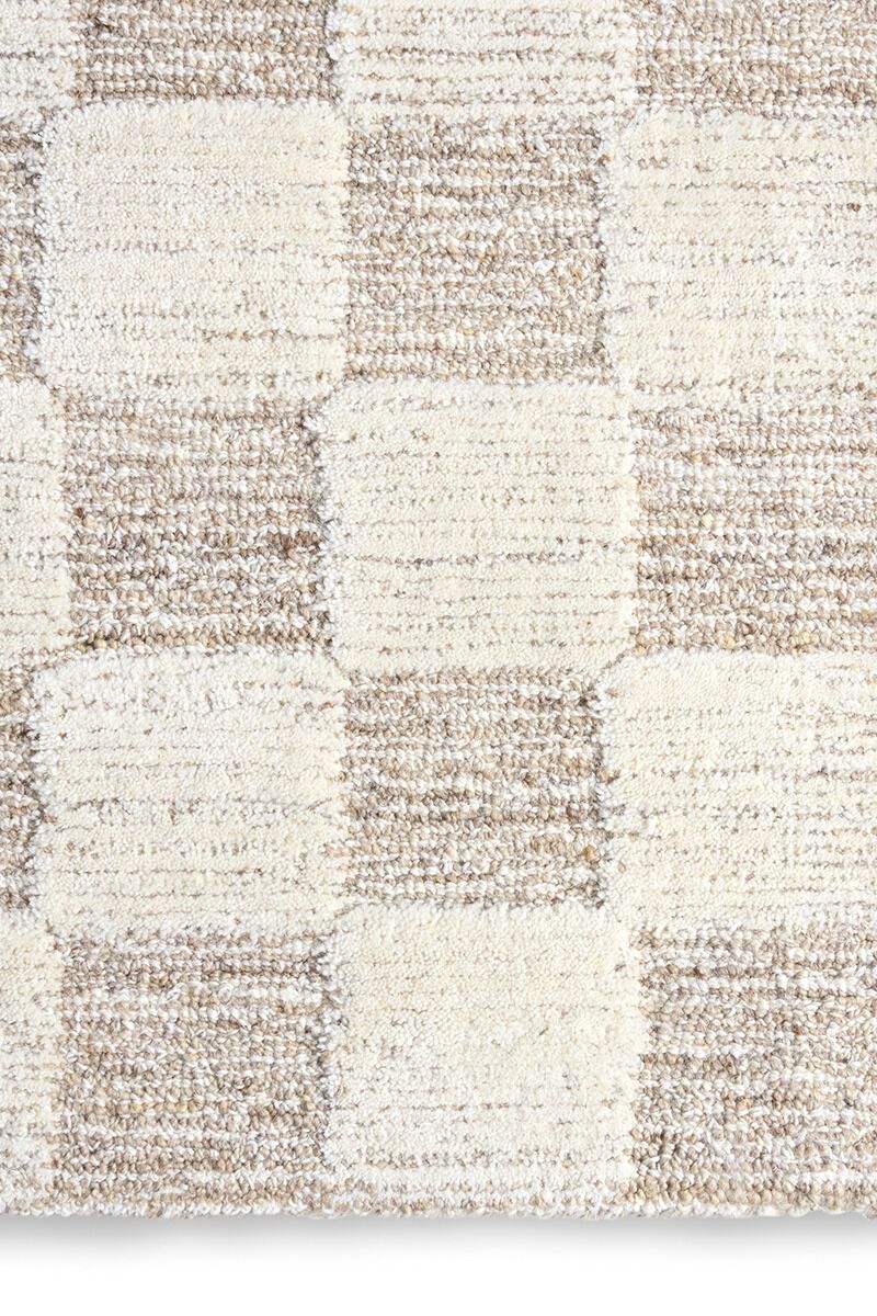 Finnigan Tijara Bleached Sand 8'6" x 11'6" Rug by Label J x Jaipur Living image number 4