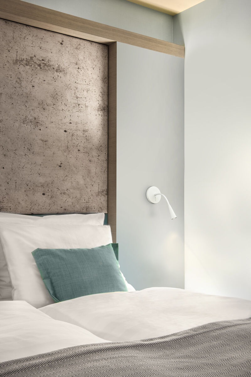 Eton 5-in Dimmable LED Wall Sconce image number 1
