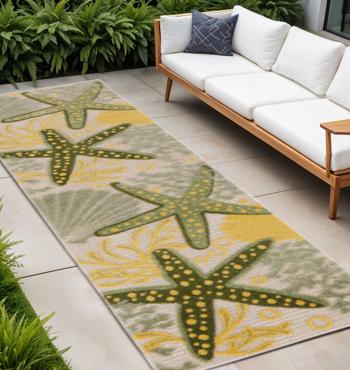 HomeRoots 8' Green And Yellow Starfish Indoor Outdoor Runner Rug