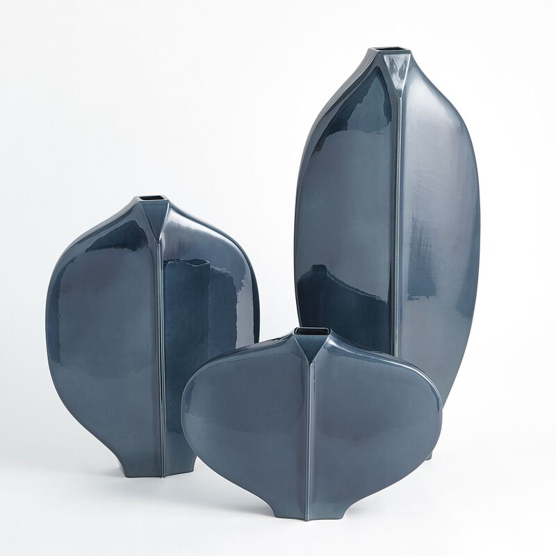 Center Ridge Vase- Medium